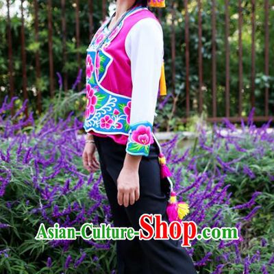 Traditional China Chuxiong Yi Ethnic Women Uniforms Nationality Embroidered Rosy Vest Blouse and Pants with Round Hat