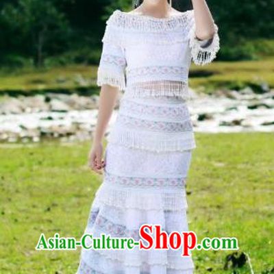 China Miao Nationality White Blouse and Skirt Ethnic Traditional Festival Costume Minority Celebration Clothes with Headdress