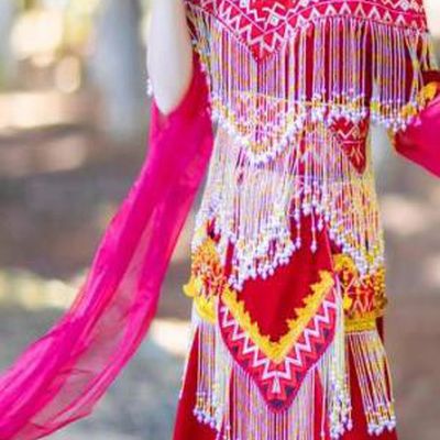 China Yao Minority Wedding Dress Ethnic Traditional Celebration Clothing Nationality Bride Costume with Headwear