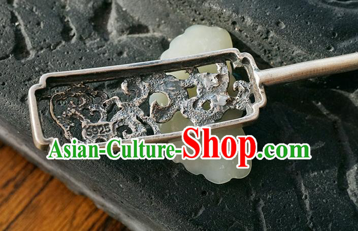 Chinese Ancient Princess Silver Carving Hair Accessories Traditional Cheongsam Jade Hairpin Chinese Ancient Princess Silver Carving Hair Accessories Traditional Cheongsam Jade Hairpin