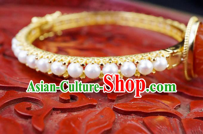 Chinese Traditional Agate Bangle Accessories Ancient Qing Dynasty Court Pearls Bracelet Gems Jewelry Chinese Traditional Agate Bangle Accessories Ancient Qing Dynasty Court Pearls Bracelet Gems Jewelry