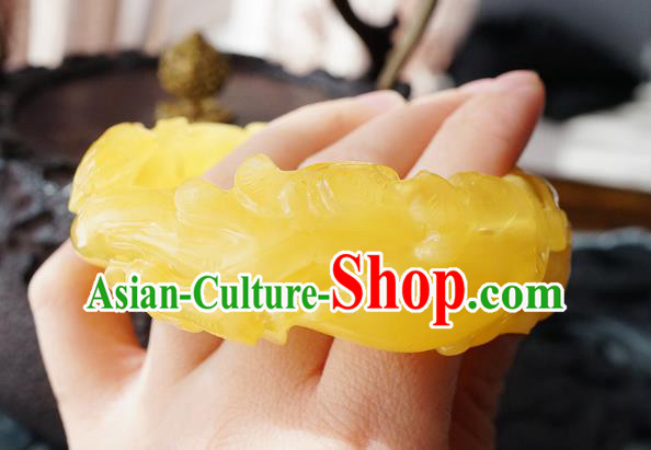 Chinese Traditional Carving Beeswax Bangle Accessories Ancient Princess Bracelet Jewelry Chinese Traditional Carving Beeswax Bangle Accessories Ancient Princess Bracelet Jewelry