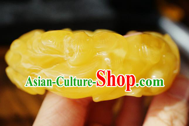 Chinese Traditional Carving Beeswax Bangle Accessories Ancient Princess Bracelet Jewelry Chinese Traditional Carving Beeswax Bangle Accessories Ancient Princess Bracelet Jewelry