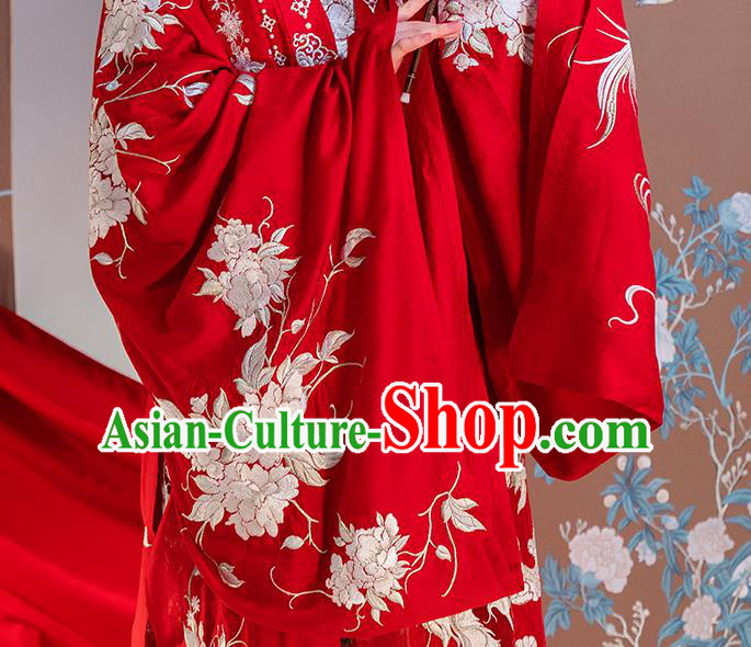 Traditional China Ancient Royal Princess Embroidered Red Costumes Tang Dynasty Wedding Clothing Complete Set Traditional China Ancient Royal Princess Embroidered Red Costumes Tang Dynasty Wedding Clothing Complete Set