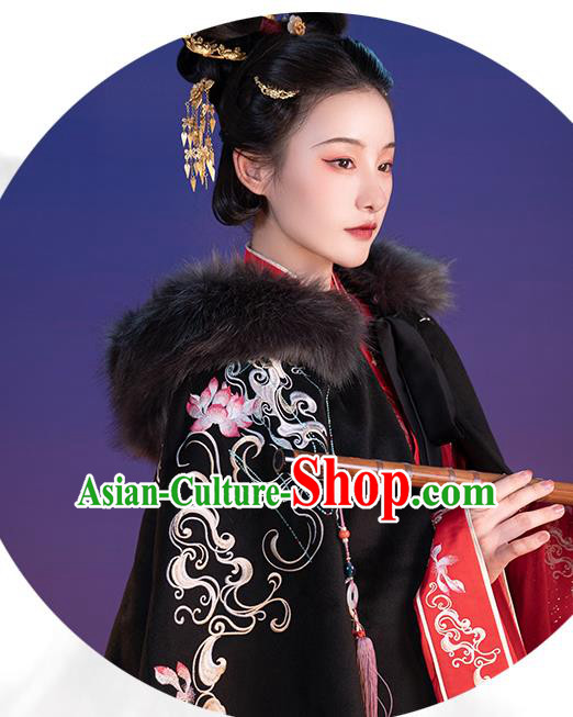 Traditional China Jin Dynasty Clothing Ancient Imperial Concubine Embroidered Black Cloak