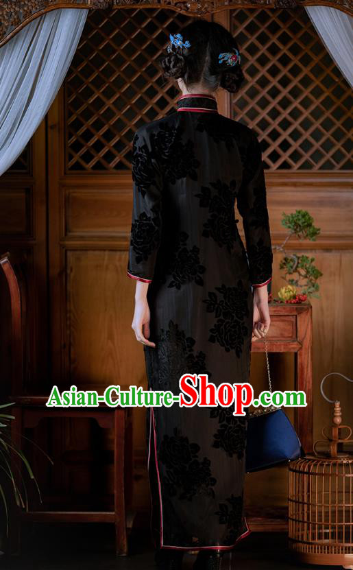 Chinese National Women Cheongsam Traditional Costume Classical Black Velvet Qipao Dress Chinese National Women Cheongsam Traditional Costume Classical Black Velvet Qipao Dress
