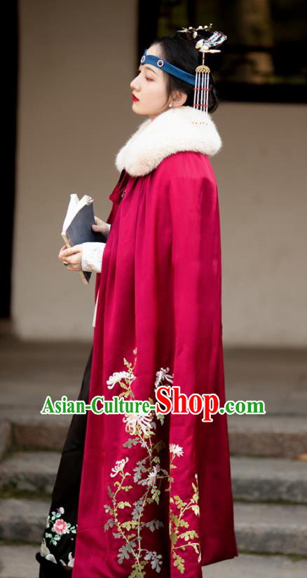 Chinese Traditional Qing Dynasty Costume Ancient Court Lady Embroidered Red Cloak Chinese Traditional Qing Dynasty Costume Ancient Court Lady Embroidered Red Cloak