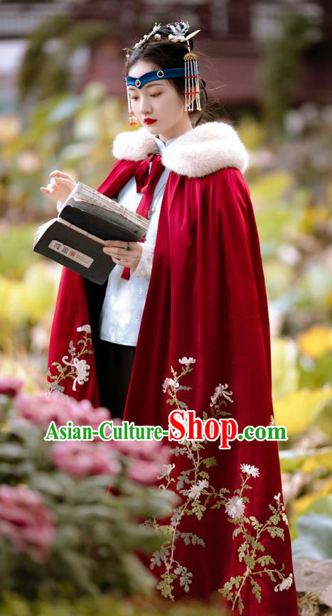 Chinese Traditional Qing Dynasty Costume Ancient Court Lady Embroidered Red Cloak Chinese Traditional Qing Dynasty Costume Ancient Court Lady Embroidered Red Cloak