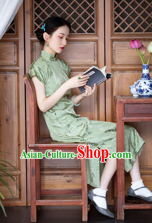 Chinese Traditional Grape Pattern Light Green Silk Cheongsam National Women Classical Qipao Dress Costume Chinese Traditional Grape Pattern Light Green Silk Cheongsam National Women Classical Qipao Dress Costume