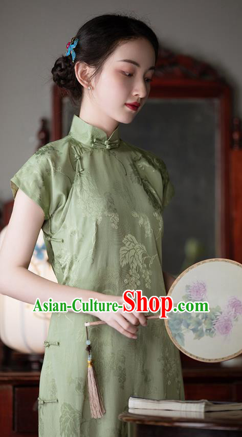 Chinese Traditional Grape Pattern Light Green Silk Cheongsam National Women Classical Qipao Dress Costume Chinese Traditional Grape Pattern Light Green Silk Cheongsam National Women Classical Qipao Dress Costume