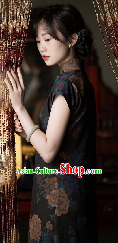 Chinese National Women Dress Classical Silk Cheongsam Traditional Qipao Costume Chinese National Women Dress Classical Silk Cheongsam Traditional Qipao Costume