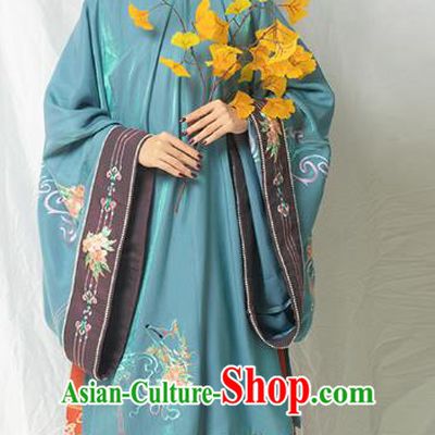 China Traditional Ming Dynasty Court Woman Hanfu Clothing Ancient Imperial Concubine Embroidered Gown and Skirt