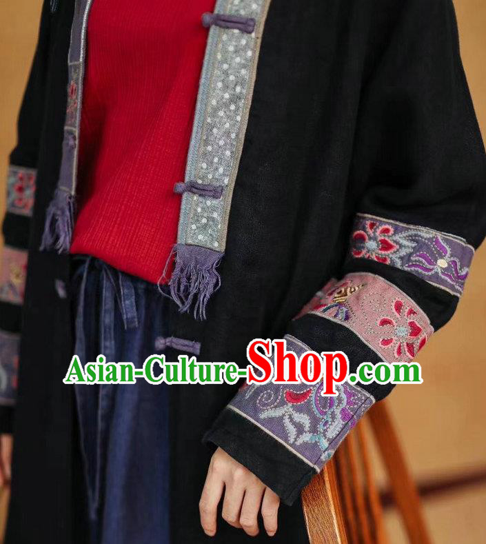 China Tang Suit Women Black Overcoat Traditional Winter Costume National Embroidered Cotton Padded Coat China Tang Suit Women Black Overcoat Traditional Winter Costume National Embroidered Cotton Padded Coat