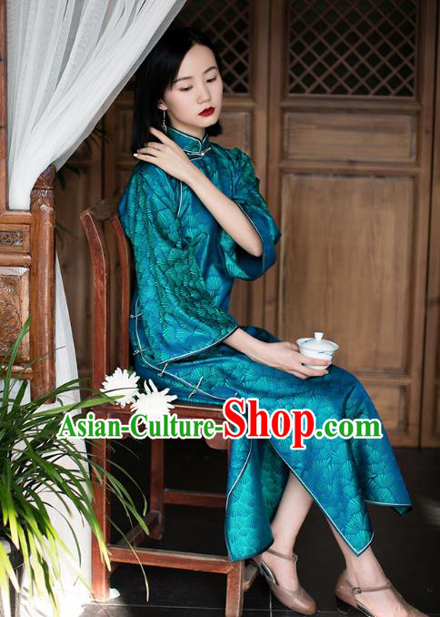 China Traditional Costume Blue Silk Qipao National Women Dress Classical Cheongsam China Traditional Costume Blue Silk Qipao National Women Dress Classical Cheongsam