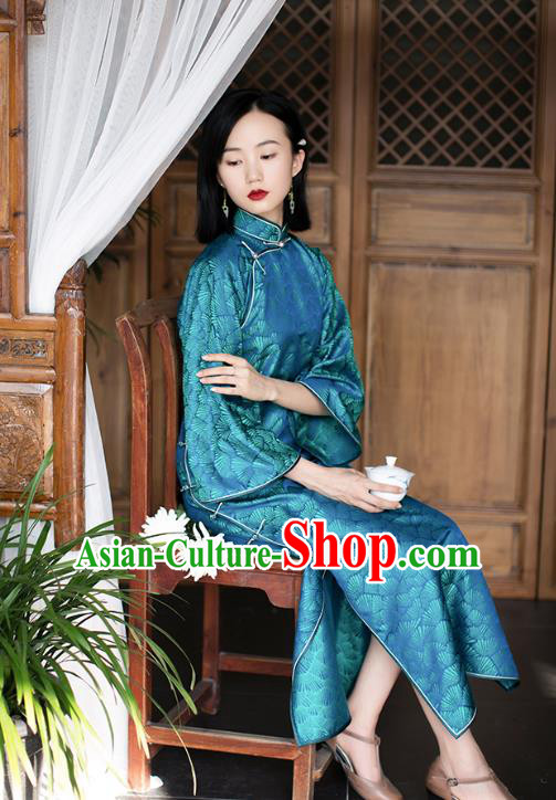 China Traditional Costume Blue Silk Qipao National Women Dress Classical Cheongsam China Traditional Costume Blue Silk Qipao National Women Dress Classical Cheongsam