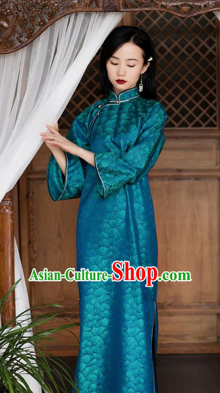 China Traditional Costume Blue Silk Qipao National Women Dress Classical Cheongsam China Traditional Costume Blue Silk Qipao National Women Dress Classical Cheongsam