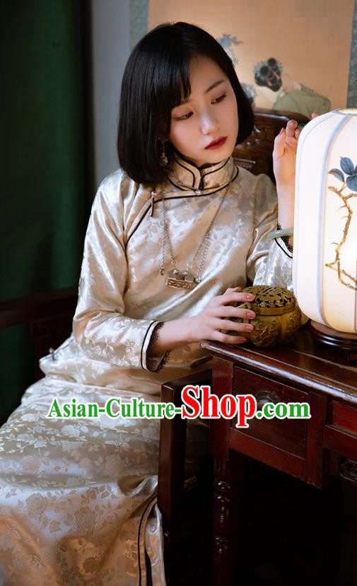 China Traditional Beige Silk Qipao Costume National Women Dress Classical Cheongsam China Traditional Beige Silk Qipao Costume National Women Dress Classical Cheongsam