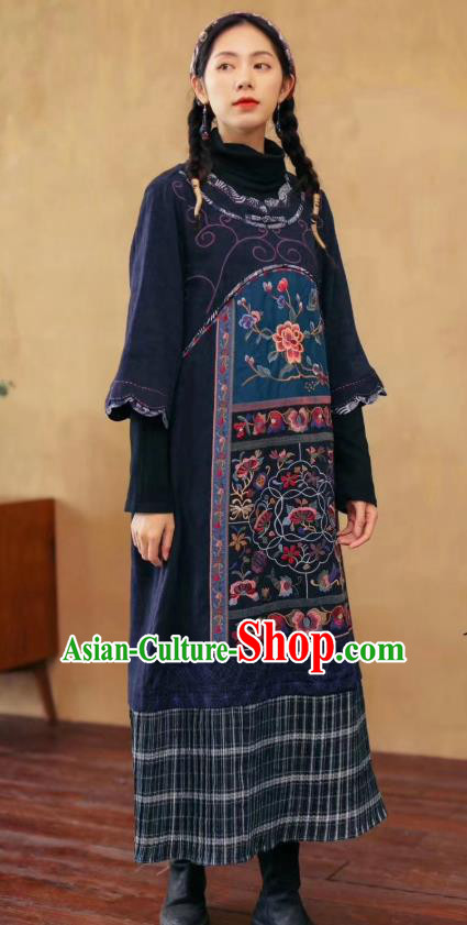 Chinese Retro Embroidered Navy Flax Dress Traditional National Women Cheongsam Clothing Chinese Retro Embroidered Navy Flax Dress Traditional National Women Cheongsam Clothing