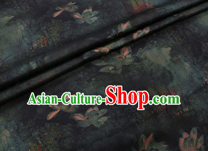Chinese Classical Green Lotus Pattern Silk Fabric Traditional Cheongsam Gambiered Guangdong Silk Watered Gauze Chinese Classical Green Lotus Pattern Silk Fabric Traditional Cheongsam Gambiered Guangdong Silk Watered Gauze