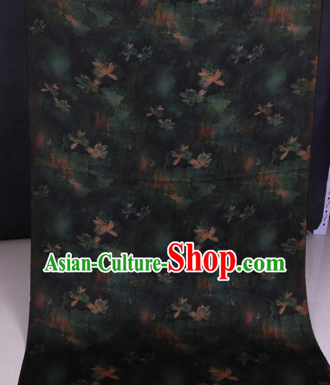 Chinese Classical Green Lotus Pattern Silk Fabric Traditional Cheongsam Gambiered Guangdong Silk Watered Gauze Chinese Classical Green Lotus Pattern Silk Fabric Traditional Cheongsam Gambiered Guangdong Silk Watered Gauze