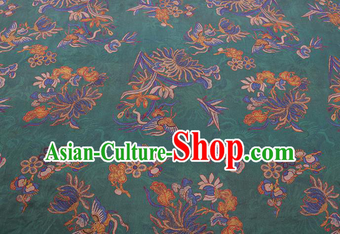 Chinese Traditional Gambiered Guangdong Gauze Cheongsam Cloth Fabric Classical Chrysanthemum Pattern Green Silk Drapery Chinese Traditional Gambiered Guangdong Gauze Cheongsam Cloth Fabric Classical Chrysanthemum Pattern Green Silk Drapery