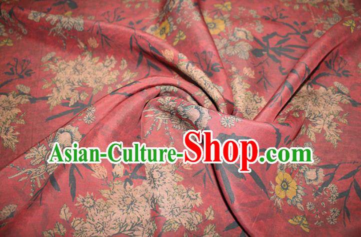 Chinese Classical Crack Pattern Silk Drapery Traditional Gambiered Guangdong Gauze Cheongsam Red Fabric Chinese Classical Crack Pattern Silk Drapery Traditional Gambiered Guangdong Gauze Cheongsam Red Fabric