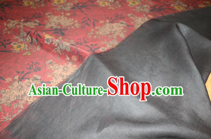 Chinese Classical Crack Pattern Silk Drapery Traditional Gambiered Guangdong Gauze Cheongsam Red Fabric Chinese Classical Crack Pattern Silk Drapery Traditional Gambiered Guangdong Gauze Cheongsam Red Fabric