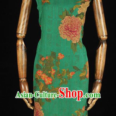Chinese Traditional Green Silk Fabric Classical Peony Pattern Gambiered Guangdong Gauze Cheongsam Cloth