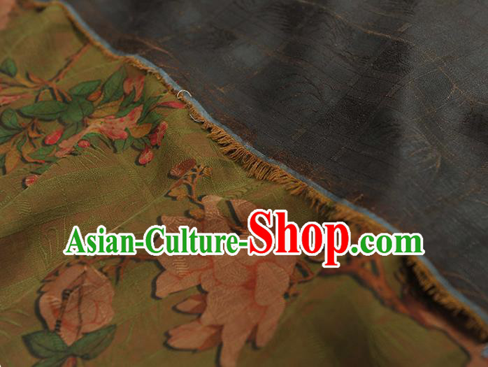 Chinese Traditional Cheongsam Cloth Green Gambiered Guangdong Gauze Classical Begonia Pattern Silk Fabric Chinese Traditional Cheongsam Cloth Green Gambiered Guangdong Gauze Classical Begonia Pattern Silk Fabric