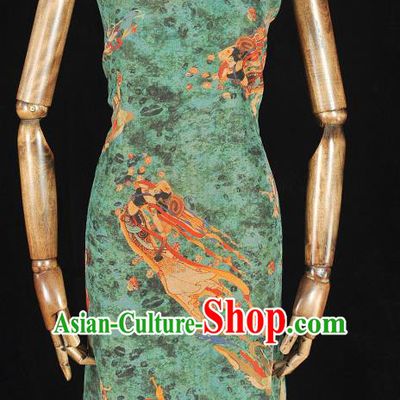 Chinese Cheongsam Green Gambiered Guangdong Gauze Material Traditional Silk Cloth Classical Goddess Pattern Silk Fabric
