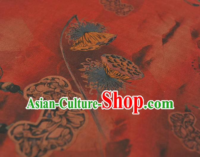 Chinese Classical Lotus Seedpod Pattern Red Silk Material Traditional Cheongsam Fabric Gambiered Guangdong Gauze Chinese Classical Lotus Seedpod Pattern Red Silk Material Traditional Cheongsam Fabric Gambiered Guangdong Gauze