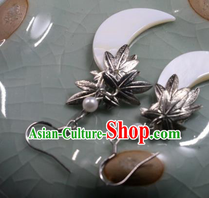 Handmade Traditional Shell Moon Ear Accessories Chinese National Silver Maple Leaf Earrings Handmade Traditional Shell Moon Ear Accessories Chinese National Silver Maple Leaf Earrings