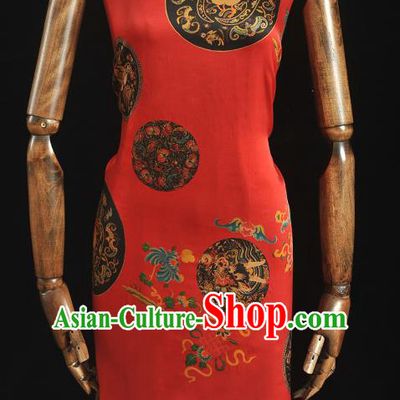 Top Grade Gambiered Guangdong Gauze Chinese Traditional Dragon Peach Pattern Red Silk Drapery Cheongsam Satin Fabric