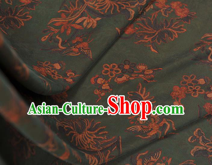 Top Gambiered Guangdong Gauze Cheongsam Fabric Chinese Traditional Chrysanthemum Pattern Deep Green Silk Drapery Top Gambiered Guangdong Gauze Cheongsam Fabric Chinese Traditional Chrysanthemum Pattern Deep Green Silk Drapery