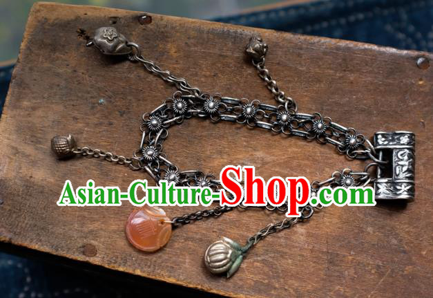 Chinese Traditional Plum Blossom Jewelry Handmade Silver Lock Bracelet Accessories