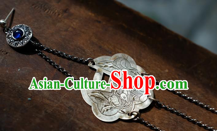 China Traditional Retro Longevity Lock Tassel Earrings Handmade Jewelry Silver Ear Accessories China Traditional Retro Longevity Lock Tassel Earrings Handmade Jewelry Silver Ear Accessories