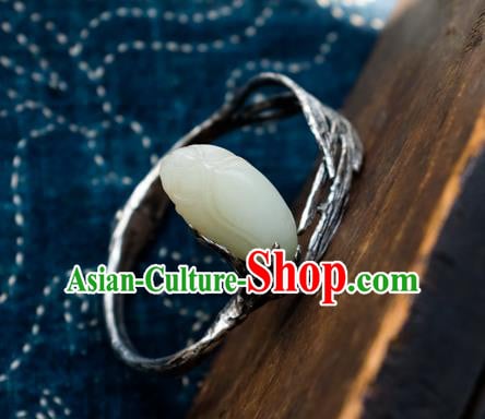 Chinese Traditional White Jade Mangnolia Jewelry Handmade Silver Bracelet Accessories Chinese Traditional White Jade Mangnolia Jewelry Handmade Silver Bracelet Accessories