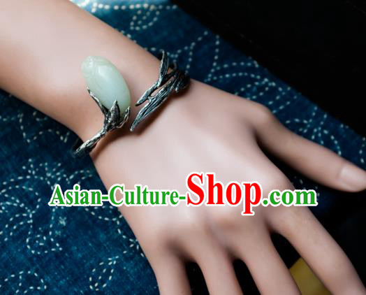 Chinese Traditional White Jade Mangnolia Jewelry Handmade Silver Bracelet Accessories Chinese Traditional White Jade Mangnolia Jewelry Handmade Silver Bracelet Accessories