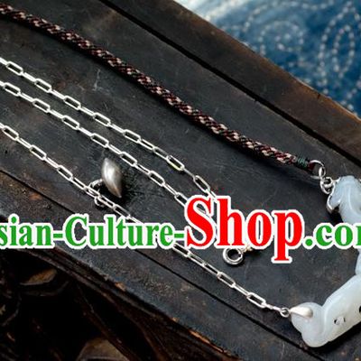 China Traditional White Jade Necklace Handmade Jewelry Accessories