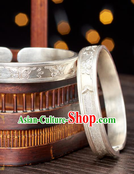 China Handmade Ancient Court Princess Silver Carving Butterfly Bracelet National Jewelry Accessories China Handmade Ancient Court Princess Silver Carving Butterfly Bracelet National Jewelry Accessories