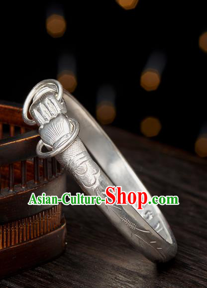 China National Handmade Silver Carving Bracelet Ancient Court Princess Jewelry Accessories China National Handmade Silver Carving Bracelet Ancient Court Princess Jewelry Accessories