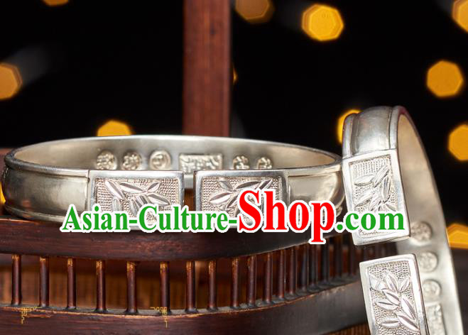 China Handmade Carving Silver Jewelry Accessories Wedding Bracelet China Handmade Carving Silver Jewelry Accessories Wedding Bracelet