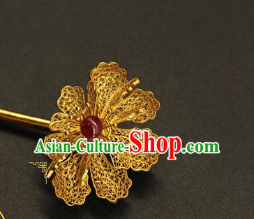 China Traditional Gilding Hair Stick Handmade Hair Accessories Ancient Ming Dynasty Empress Hairpin China Traditional Gilding Hair Stick Handmade Hair Accessories Ancient Ming Dynasty Empress Hairpin