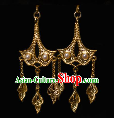 China Ancient Golden Ginkgo Leaf Ear Jewelry Traditional Tang Dynasty Imperial Concubine Pearls Earrings