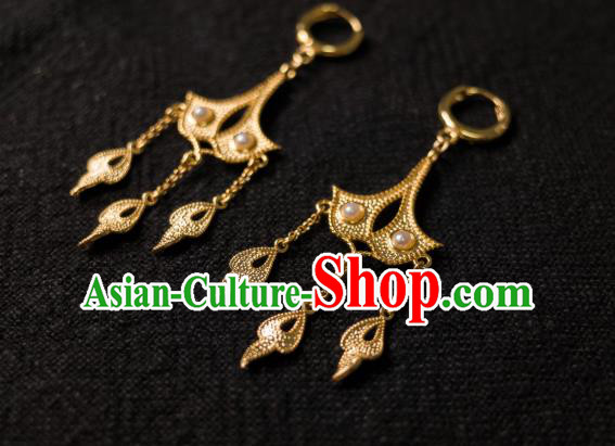 China Ancient Golden Ginkgo Leaf Ear Jewelry Traditional Tang Dynasty Imperial Concubine Pearls Earrings