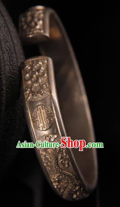 Handmade Chinese Ancient Qing Dynasty Carving Silver Bangle Accessories Traditional Court Bracelet Jewelry Handmade Chinese Ancient Qing Dynasty Carving Silver Bangle Accessories Traditional Court Bracelet Jewelry