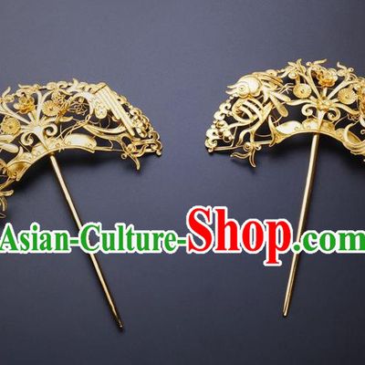 Traditional China Ancient Empress Hairpin Handmade Hair Ornament Ming Dynasty Palace Golden Plum Hair Stick