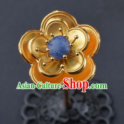 China Handmade Sapphire Hair Jewelry Traditional Ming Dynasty Palace Hairpin Ancient Empress Golden Plum Hair Stick
