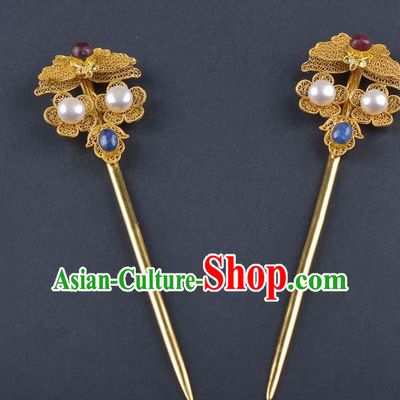 Traditional China Ming Dynasty Filigree Plum Blossom Hair Stick Handmade Palace Hair Ornament Ancient Empress Pearls Butterfly Hairpin