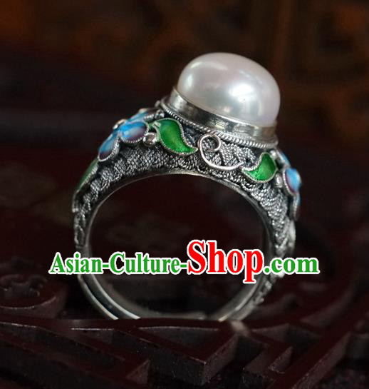 China Traditional Qing Dynasty Pearl Ring Accessories Ancient Court Woman Silver Circlet Jewelry China Traditional Qing Dynasty Pearl Ring Accessories Ancient Court Woman Silver Circlet Jewelry